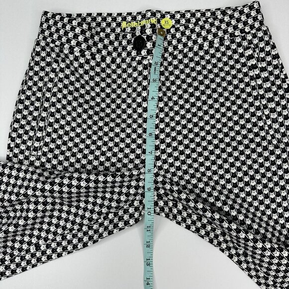 Betabrand Women NWT White Catstooth Skinny-Leg Pencil Dress Yoga Pant XS Petite - Picture 11 of 15